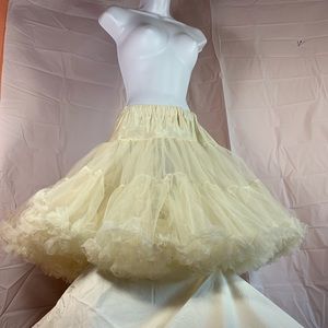 Vintage Style 2 Tier Petticoat Slip Underskirt